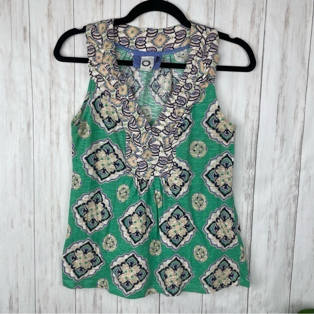 Anthropologie Akemi + Kin green tank XS
